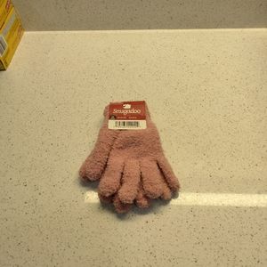 Pink fleece gloves